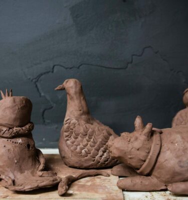 Artistic pottery models