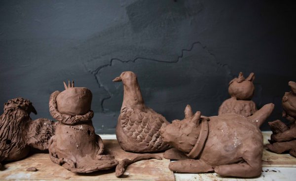 Potter in: Family clay